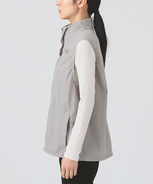 THE NORTH FACE（ザノースフェイス）の「THE NORTH FACE / スウォッシュ ジャケット（ナイロンジャケット・レディース・グレー・MEDIUM）」の17枚目の写真