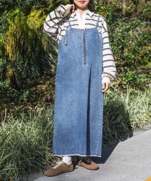 LEPSIM(レプシィム)の「【産前・産後対応】マタニティ/デニムフリンジキャミワンピース 632459(マタニティウェア/グッズ・レディース・ライトブルー/ブルー・FREE)」の1枚目の写真
