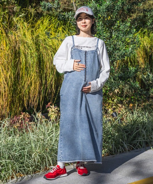 LEPSIM(レプシィム)の「【産前・産後対応】マタニティ/デニムフリンジキャミワンピース 632459(マタニティウェア/グッズ・レディース・ライトブルー/ブルー・FREE)」の6枚目の写真