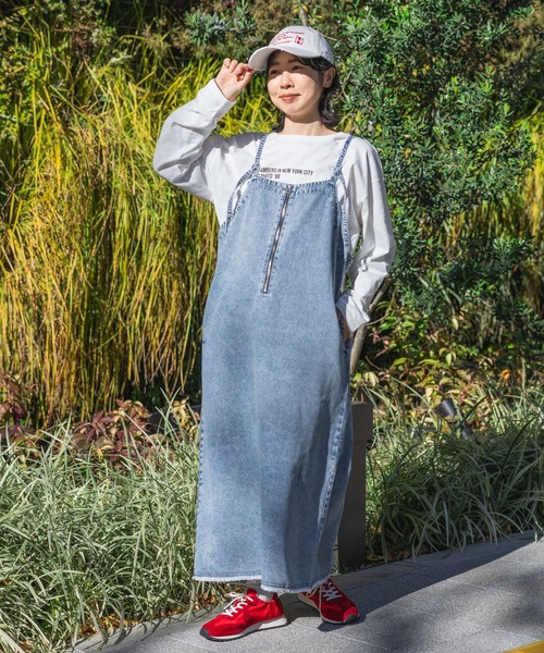 LEPSIM(レプシィム)の「【産前・産後対応】マタニティ/デニムフリンジキャミワンピース 632459(マタニティウェア/グッズ・レディース・ライトブルー/ブルー・FREE)」の7枚目の写真