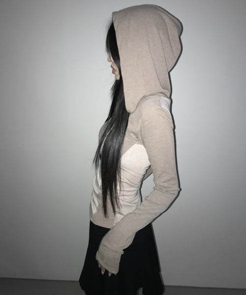 THEAIRTOWN(ジエアタウン)の「pistachio two tone hoodie(パーカー・レディース・ブラウン/ブラック/ブルー・FREE)」の1枚目の写真