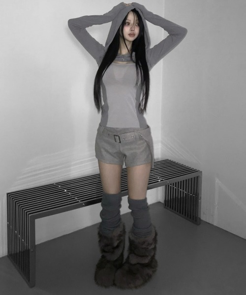 THEAIRTOWN(ジエアタウン)の「pistachio two tone hoodie(パーカー・レディース・ブラウン/ブラック/ブルー・FREE)」の5枚目の写真
