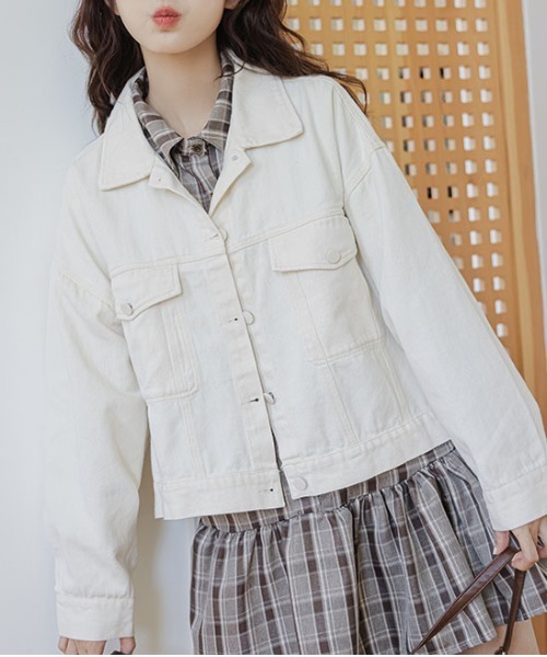 Mejoul（メジュール）の「【26年春夏新作】ドロップショルダークロップド丈 カラーデニム ワークジャケット（デニムジャケット・レディース・オフホワイト/ブラウン・F）」の5枚目の写真