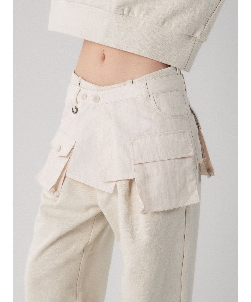 ELCHELE(エルチェレ)の「PIGMENT DYE UTILITY APRON(ベルト・レディース・ブラック/カーキ/オフホワイト・FREE)」の4枚目の写真