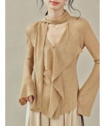スカーフ付き ラッフルレイヤードトップス