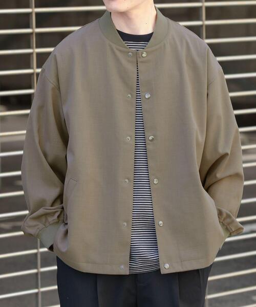 ITEMS URBANRESEARCH(アイテムズ アーバンリサーチ)の「『イージーケア/吸水速乾/接触冷感』高機能ドライタッチスナップブルゾン(楽着シリーズ)(ブルゾン・メンズ・ベージュ/スミクロ/グレー/カーキ・MEDIUM/LARGE)」の22枚目の写真