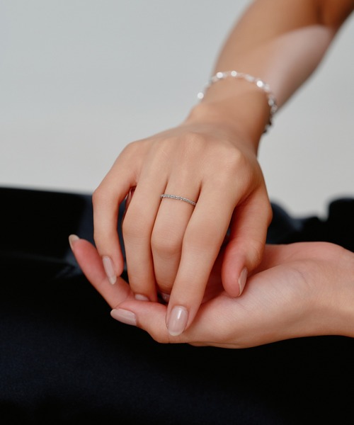 novice（ノーヴィス）の「【novice】Loop Spark Ring［Stainless］（リング・レディース・ゴールド/シルバー・9/13）」の8枚目の写真