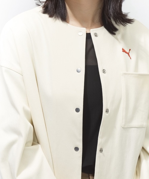 PUMA(プーマ)の「プーマ PUMA ESS ELEVATED デニムライク JKT(デニムジャケット・レディース・ネイビー/クリーム/ブラック・S/M/L)」の16枚目の写真