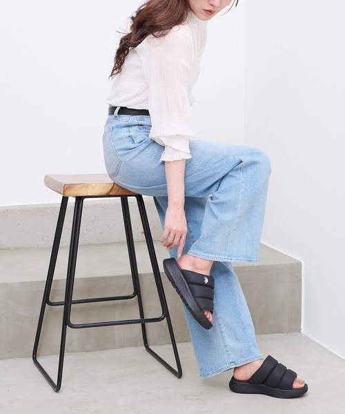 U.S. POLO ASSN.(ユーエスポロアッスン)の「【U.S. POLO ASSN.】ボリュームソール ワンポイント スライドサンダル(サンダル・レディース・ホワイト/ブラック/グレー・22.5cm/23cm/23.5cm/24cm/24.5cm)」の9枚目の写真