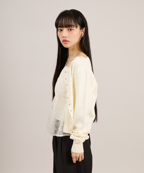 apres jour mignon(アプレジュールミニョン)の「プレート付きカーディガン(カーディガン/ボレロ・レディース・ホワイト/ブルー/ブラウン系その他・フリー/LARGE)」の4枚目の写真