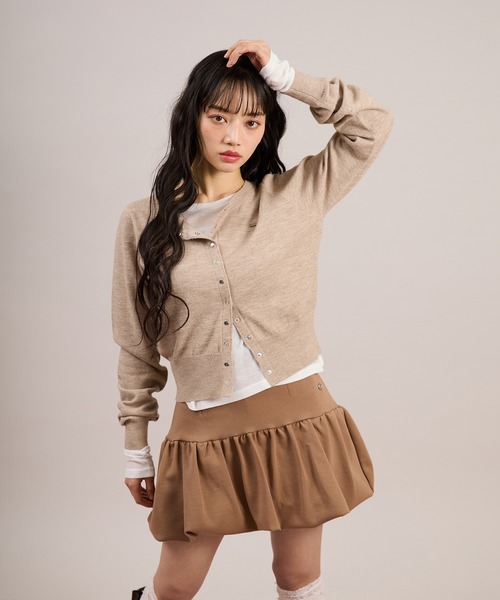 apres jour mignon(アプレジュールミニョン)の「プレート付きカーディガン(カーディガン/ボレロ・レディース・ホワイト/ブルー/ブラウン系その他・フリー/LARGE)」の6枚目の写真