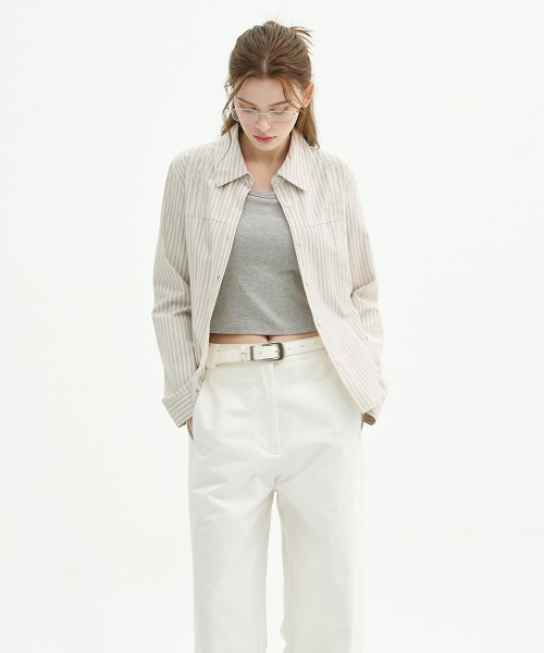 MICANE（ミケーネ）の「ボニー ピンタックストライプシャツ（シャツ/ブラウス・レディース・ライトグレー/ベージュ・LARGE/MEDIUM/X-LARGE/SMALL）」の9枚目の写真
