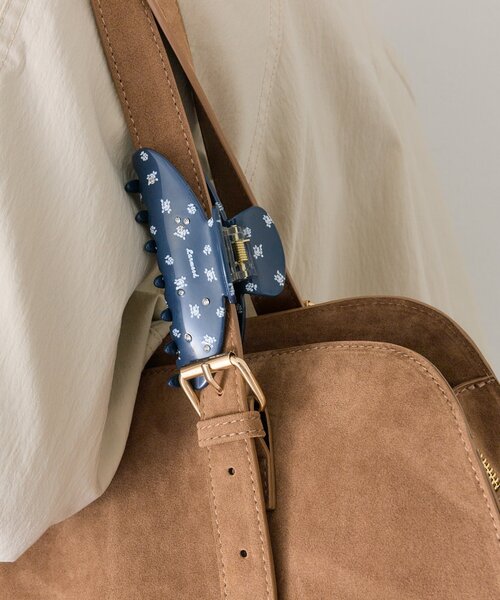 mystic（ミスティック）の「フラワービジューヘアクリップ（ブローチ/コサージュ・レディース・ネイビー・ONE SIZE）」の6枚目の写真