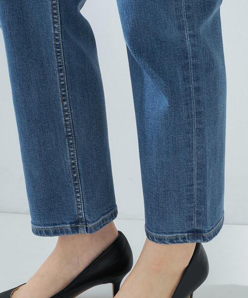 INDIVI（インディヴィ）の「【美脚／ストレッチ】ストレートデニム（デニムパンツ・レディース・ブルー/ライトブルー・40/38/36/15 /13/05）」の18枚目の写真