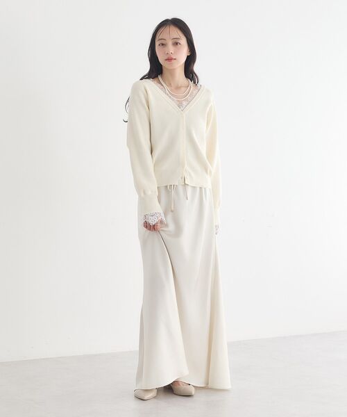 earth music&ecology（アースミュージックアンドエコロジー）の「サテンフリルマーメイドスカート（スカート・レディース・サックスブルー/ブラック/ホワイト系その他2・FREE）」の14枚目の写真