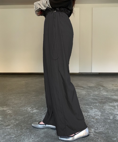 by LEGNA(バイレグナ)の「涼感ウエストドロストパンツ(その他パンツ・レディース・ブラック/キャメル/クリーム/チャコール・M-Regular/L-Regular/M-Short/L-Short)」の8枚目の写真