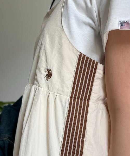 U.S. POLO ASSN.（ユーエスポロアッスン）の「【U.S. POLO ASSN】ナイロンティアードキャミワンピース（ワンピース・レディース・アイボリー/ブラック/ネイビー・FREE）」の8枚目の写真