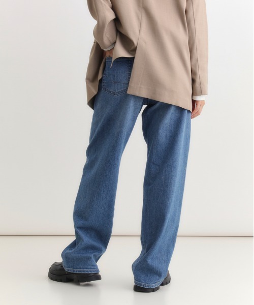 SOMETHING（サムシング）の「【SOMETHING】ＥＬＳＡ ルーズストレート デニムパンツ (体型カバー / ミッドライズ / クリーン仕上げ)（デニムパンツ・レディース・ライトインディゴブルー・XS/S/M/L）」の4枚目の写真