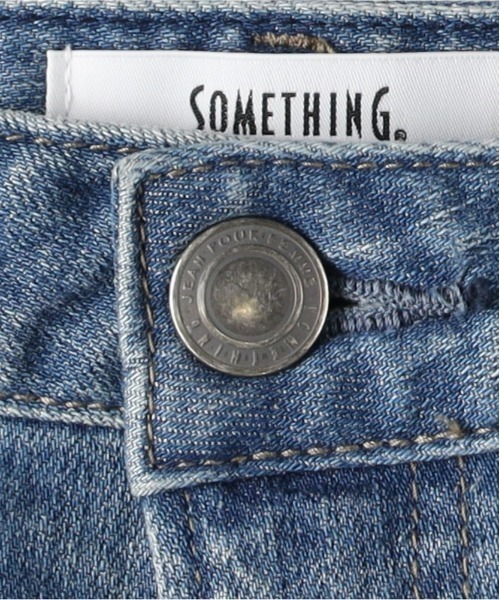 SOMETHING（サムシング）の「【SOMETHING】ＥＬＳＡ ルーズストレート デニムパンツ (体型カバー / ミッドライズ / クリーン仕上げ)（デニムパンツ・レディース・ライトインディゴブルー・XS/S/M/L）」の11枚目の写真