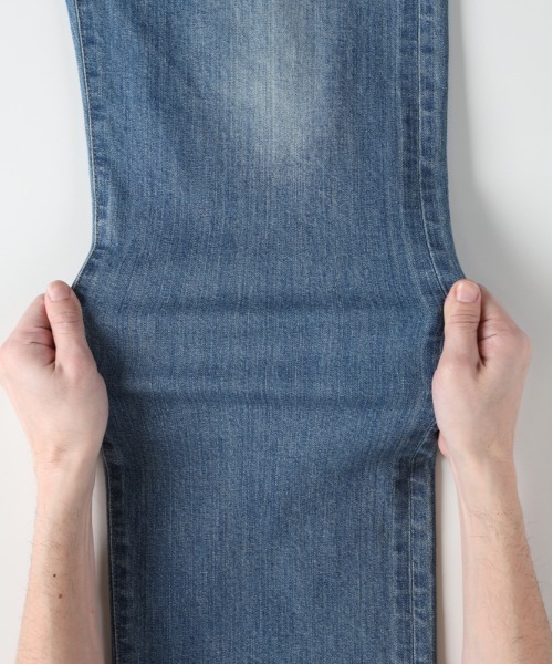 SOMETHING（サムシング）の「【SOMETHING】ＥＬＳＡ ルーズストレート デニムパンツ (体型カバー / ミッドライズ / クリーン仕上げ)（デニムパンツ・レディース・ライトインディゴブルー・XS/S/M/L）」の13枚目の写真