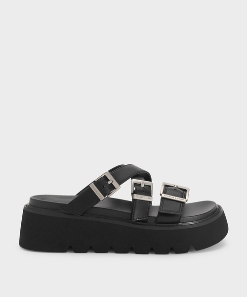 CHARLES & KEITH（チャールズ & キース）の「Laine レイン バックルプラットフォーム サンダル（サンダル・レディース・サンドベージュ/ブラック・25cm/25.5cm/24.5cm/23.5cm/23cm/22.5cm）」の9枚目の写真