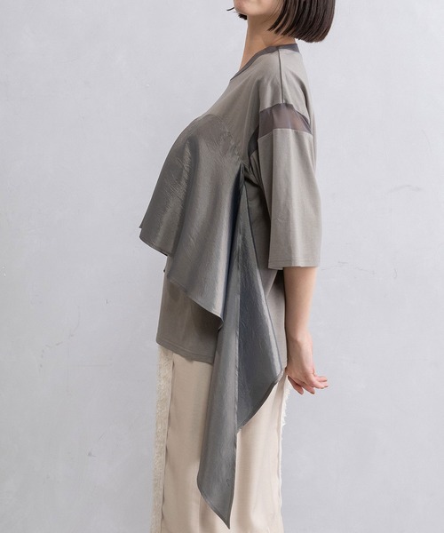 MARECHAL TERRE(マルシャルテル)の「2Wayフリルトップス(Tシャツ/カットソー・レディース・グレー/ホワイト/ネイビー/ブラック・MEDIUM)」の11枚目の写真