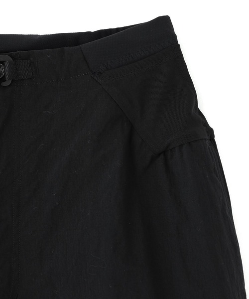 THE NORTH FACE(ザノースフェイス)の「THE NORTH FACE 8/10 ENRIDE PANT NB82561(その他パンツ・メンズ・ブラック/ベージュ・M/L)」の3枚目の写真