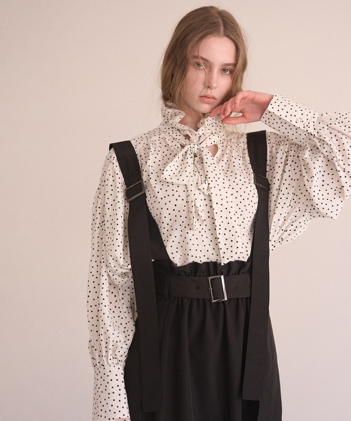 MIELI INVARIANT(ミエリインヴァリアント)の「Belt Flare Form Skirt(ジャンパースカート・レディース・ブラック・FREE)」の6枚目の写真