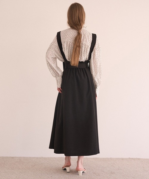 MIELI INVARIANT(ミエリインヴァリアント)の「Belt Flare Form Skirt(ジャンパースカート・レディース・ブラック・FREE)」の5枚目の写真