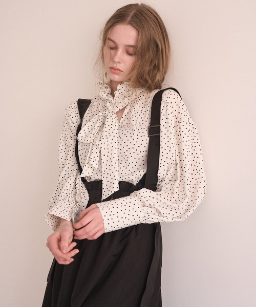 MIELI INVARIANT(ミエリインヴァリアント)の「Belt Flare Form Skirt(ジャンパースカート・レディース・ブラック・FREE)」の7枚目の写真