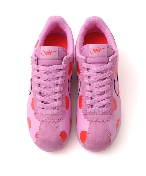 NIKE（ナイキ）の「NIKE WMNS CORTEZ / ナイキ ウィメンズ コルテッツ 【SP】（スニーカー・レディース・ピンク・23.0cm/23.5cm/24.0cm/24.5cm/25.0cm）」の2枚目の写真