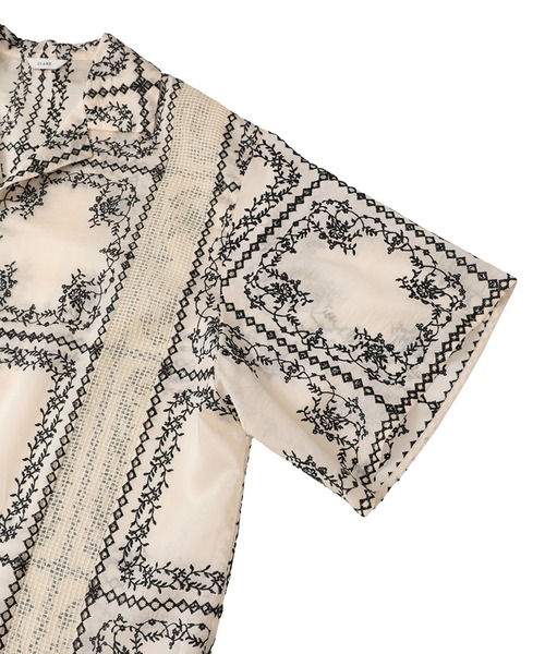 CLANE（クラネ）の「【CLANE/クラネ】EMBROIDERY LACE BOX SHIRTS/エンブロイダリーボックスシャツ（シャツ/ブラウス・レディース・ブラック/マルチ/ホワイト・1/2）」の6枚目の写真