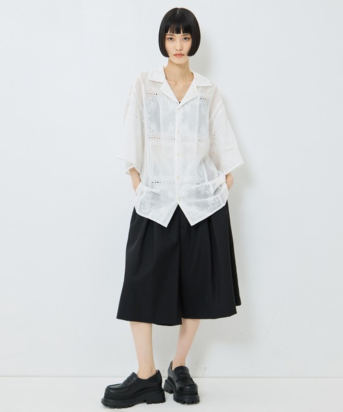 CLANE（クラネ）の「【CLANE/クラネ】EMBROIDERY LACE BOX SHIRTS/エンブロイダリーボックスシャツ（シャツ/ブラウス・レディース・ブラック/マルチ/ホワイト・1/2）」の22枚目の写真