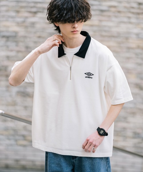 UMBRO(アンブロ)の「UMBRO アンブロ 別注コラボ オーバーサイズ鹿の子ワンポイントロゴ刺繍ハーフジップ半袖ポロシャツ(ポロシャツ・メンズ・ブラック/ホワイト×ブラック/ネイビー/ブラック×ホワイト/ホワイト・M/L/XL)」の3枚目の写真