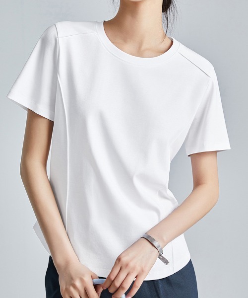 SallyLunn(サリーラン)の「【美シルエット】切替デザインコンパクトTシャツ(Tシャツ/カットソー・レディース・ホワイト/ブラック/アイボリー・MEDIUM/LARGE)」の2枚目の写真