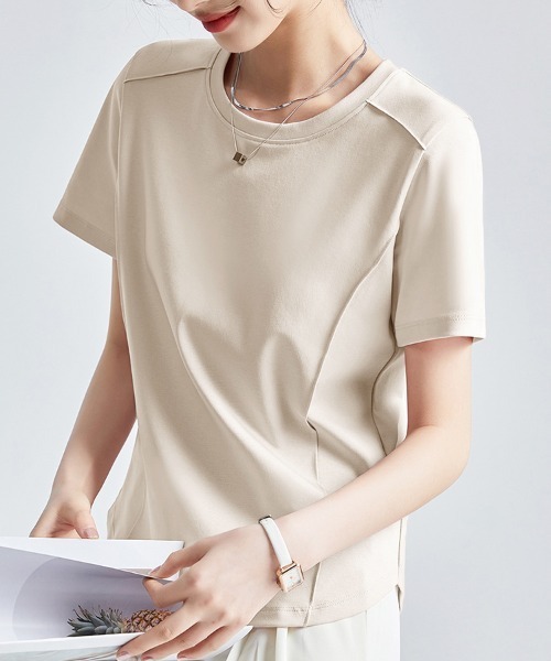 SallyLunn(サリーラン)の「【美シルエット】切替デザインコンパクトTシャツ(Tシャツ/カットソー・レディース・ホワイト/ブラック/アイボリー・MEDIUM/LARGE)」の3枚目の写真