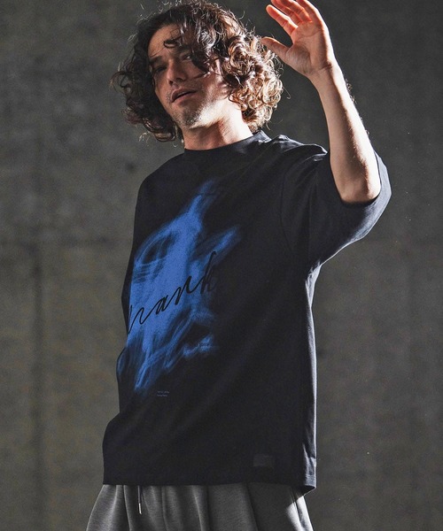 GLIMCLAP(グリムクラップ)の「mt10460- Graphic Art Print T-shirt プリントTシャツ(202-058-gls-cg)(Tシャツ/カットソー・メンズ・ブラック×ホワイト/ホワイト×ピンク/ブラック×ブルー/ホワイト×ブラック・S/M/L)」の16枚目の写真