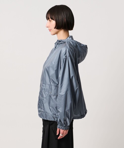 UNITED ARROWS（ユナイテッドアローズ）の「ショート ボリューム ブルゾン ‐ウォッシャブル‐（ブルゾン・レディース・ブラック/ダークグレー/ホワイト・FREE）」の11枚目の写真