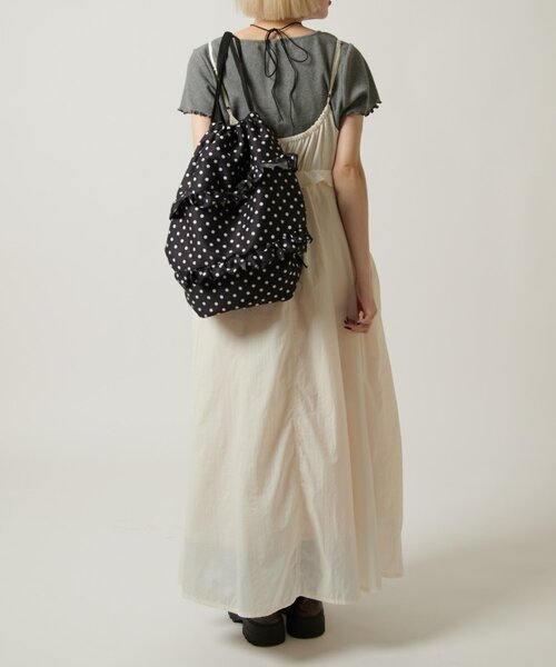 w closet(ダブルクローゼット)の「ウエストドロストナイロンキャミワンピース(ワンピース・レディース・アイボリー/ブルー/ブラック・FREE)」の7枚目の写真