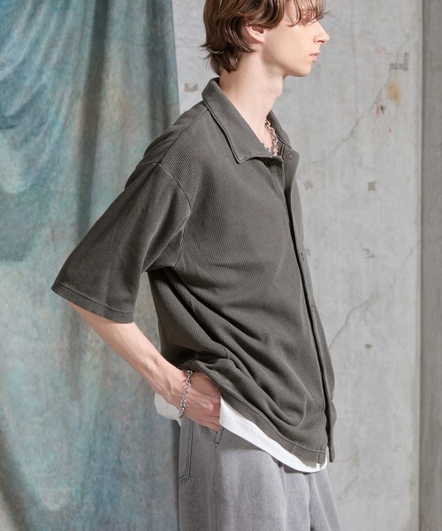 SERACE(セラス)の「【SERACE】Vintage waffle collared short sleeve cardigan / ヴィンテージワッフル襟付き半袖カーディガン(シャツ/ブラウス・メンズ・ブラック/グレー・M/L/S)」の10枚目の写真