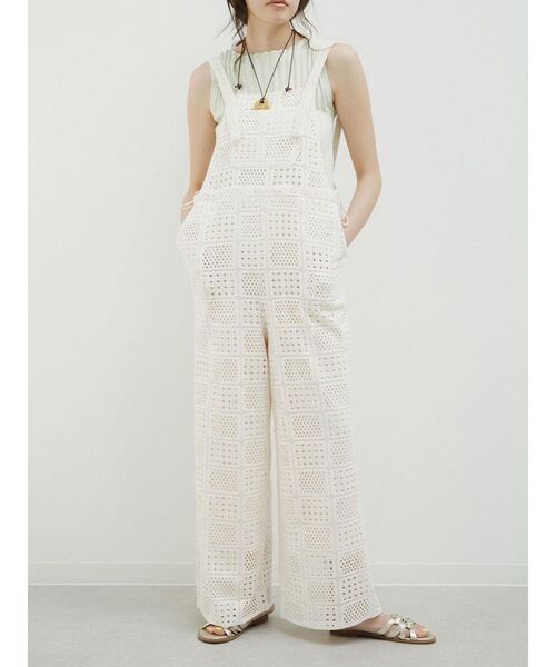 FIKA.（フィーカ）の「Motif  lace overalls（サロペット/オーバーオール・レディース・オフホワイト/ブラック・FREE）」の5枚目の写真