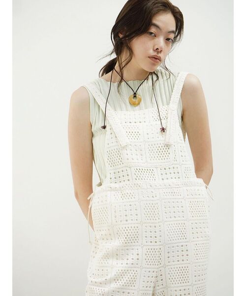 FIKA.（フィーカ）の「Motif  lace overalls（サロペット/オーバーオール・レディース・オフホワイト/ブラック・FREE）」の10枚目の写真