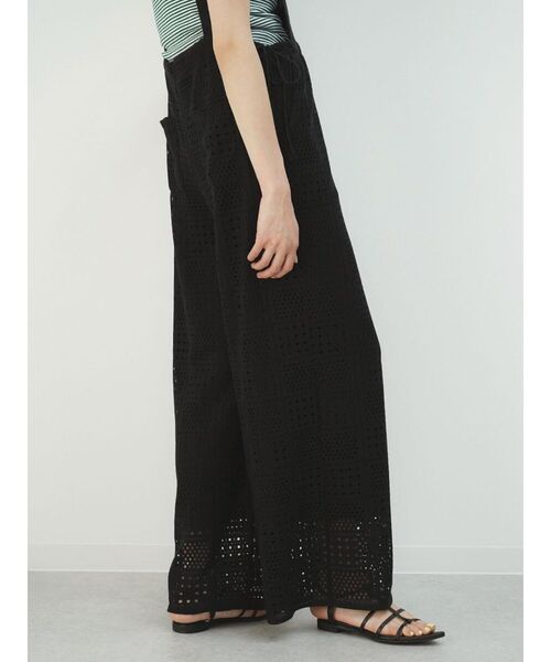 FIKA.（フィーカ）の「Motif  lace overalls（サロペット/オーバーオール・レディース・オフホワイト/ブラック・FREE）」の20枚目の写真