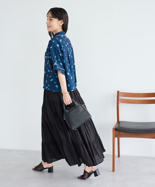 CRAFT STANDARD BOUTIQUE(クラフトスタンダードブティック)の「ボタニカルプリントオープンカラーシャツ(シャツ/ブラウス・レディース・ネイビー/アイボリー・FREE)」の10枚目の写真