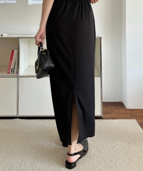 umune（ウムネ）の「タイトスカート ロング丈 マキシ丈 リブニット カットソー ウエストゴム ボトムス ストレート スリット 伸縮性 カジュアル（スカート・レディース・モカ/ブラック/テラコッタ・FREE）」の8枚目の写真