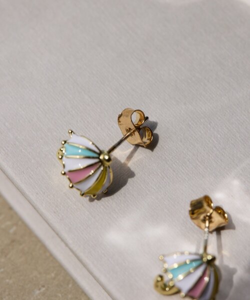 ear PAPILLONNER(イアパピヨネ)の「《WEB限定/チタンポスト》カラフル雨傘ピアス(ピアス(両耳用)・レディース・オレンジ/ベビーピンク・FREE)」の5枚目の写真