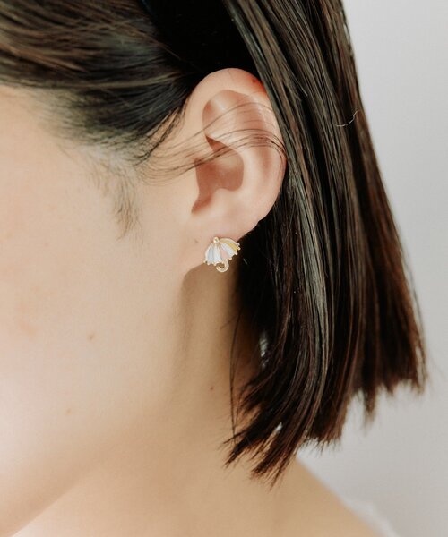 ear PAPILLONNER(イアパピヨネ)の「《WEB限定/チタンポスト》カラフル雨傘ピアス(ピアス(両耳用)・レディース・オレンジ/ベビーピンク・FREE)」の8枚目の写真