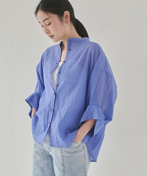 hunch(ハンチ)の「ハイツイストスラブ ドルマンシャツ(シャツ/ブラウス・レディース・ブルー/オフホワイト/チャコール/ライトピンク・FREE)」の3枚目の写真