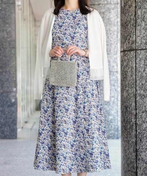 HUIT bouquet（ユイット）の「ノースリーブ ウエスト切り替え ワンピース Made with Liberty Fabric HUIT（ワンピース・レディース・グレー/ブルー・M/S）」の10枚目の写真