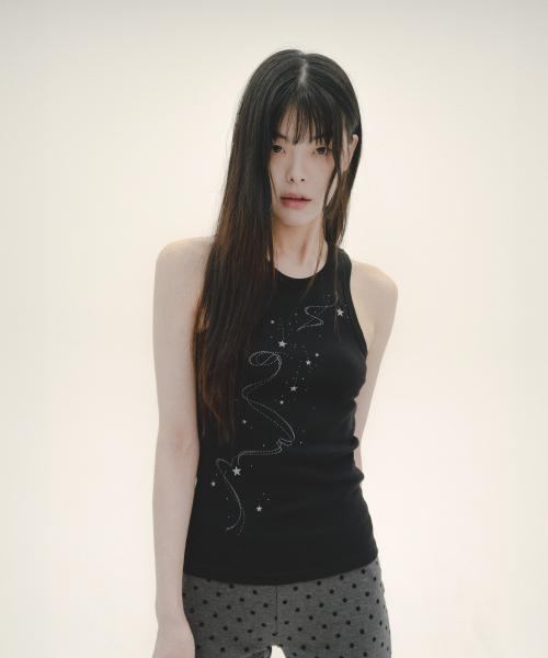MIHEV(ミヘブ)の「ギャラクシーグラフィックタンクトップブラック(Tシャツ/カットソー・レディース・その他・FREE)」の3枚目の写真